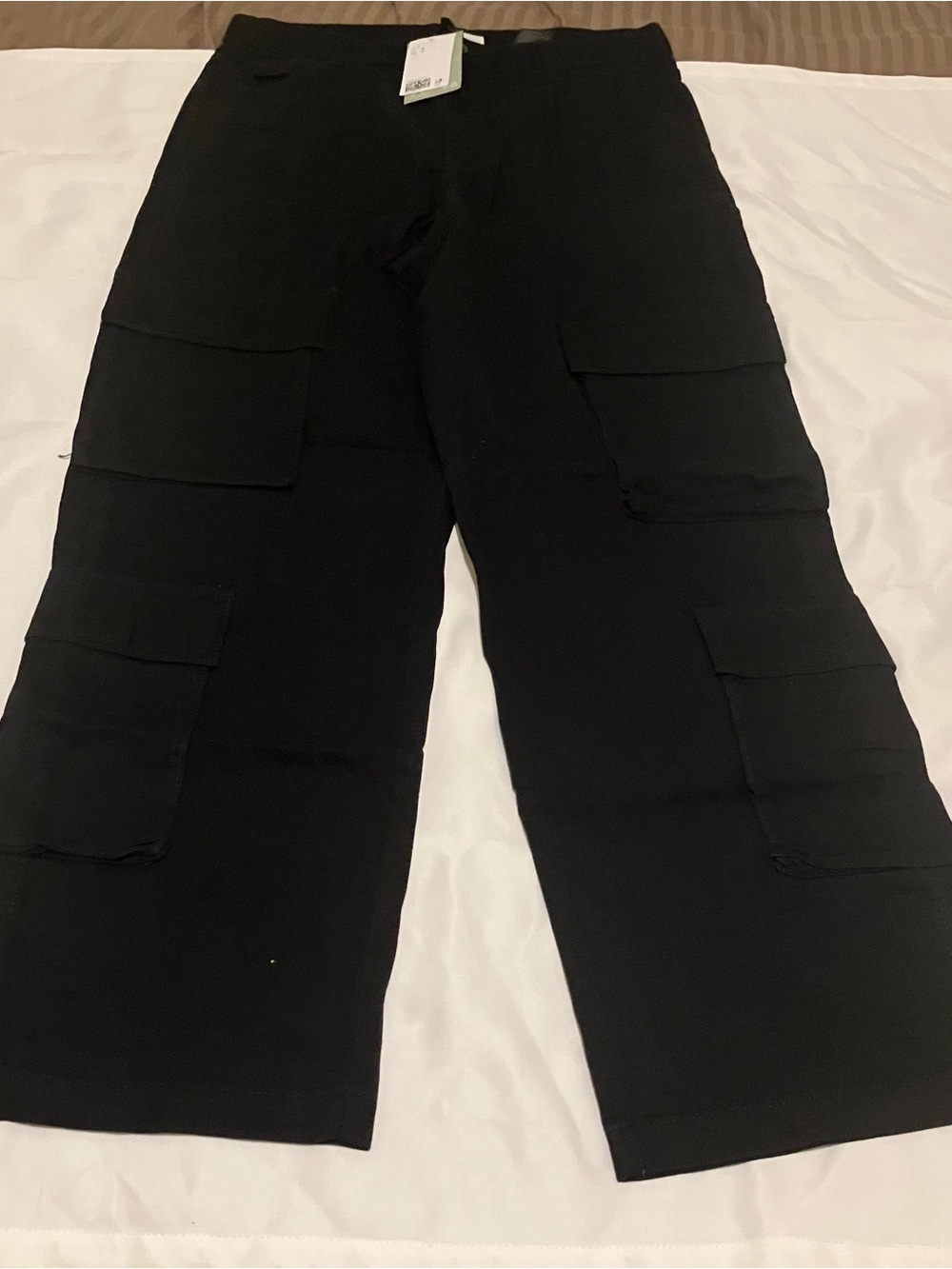 Women’s H&M Black Cargo Trousers with Multi-Pocket Detail Size 10